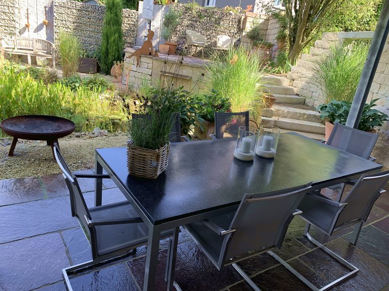 Kleine-Schwarzwaldlodge: alles läd ein für einen Tag im Freien.....